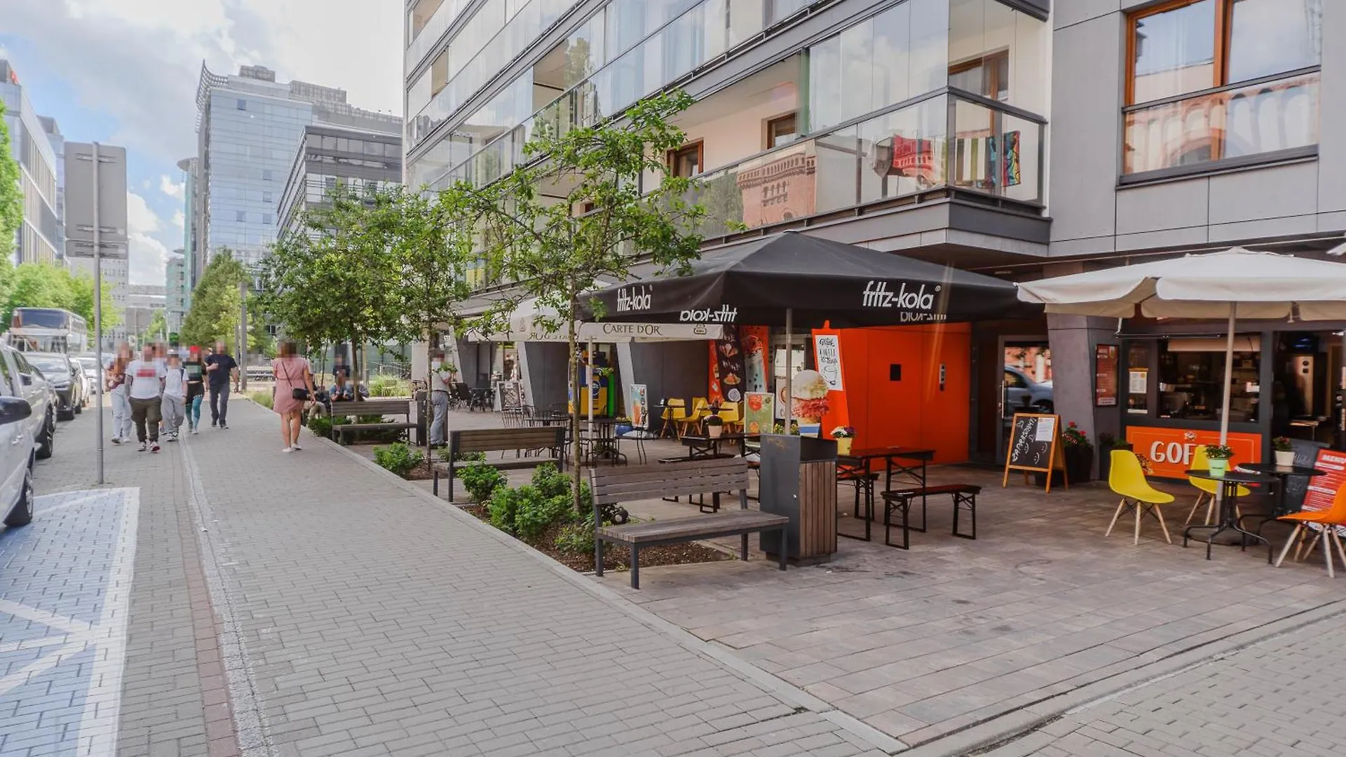 Cozy Family Apartments With Balcony Near Zlote Tarasy ワルシャワ 0*,  ポーランド