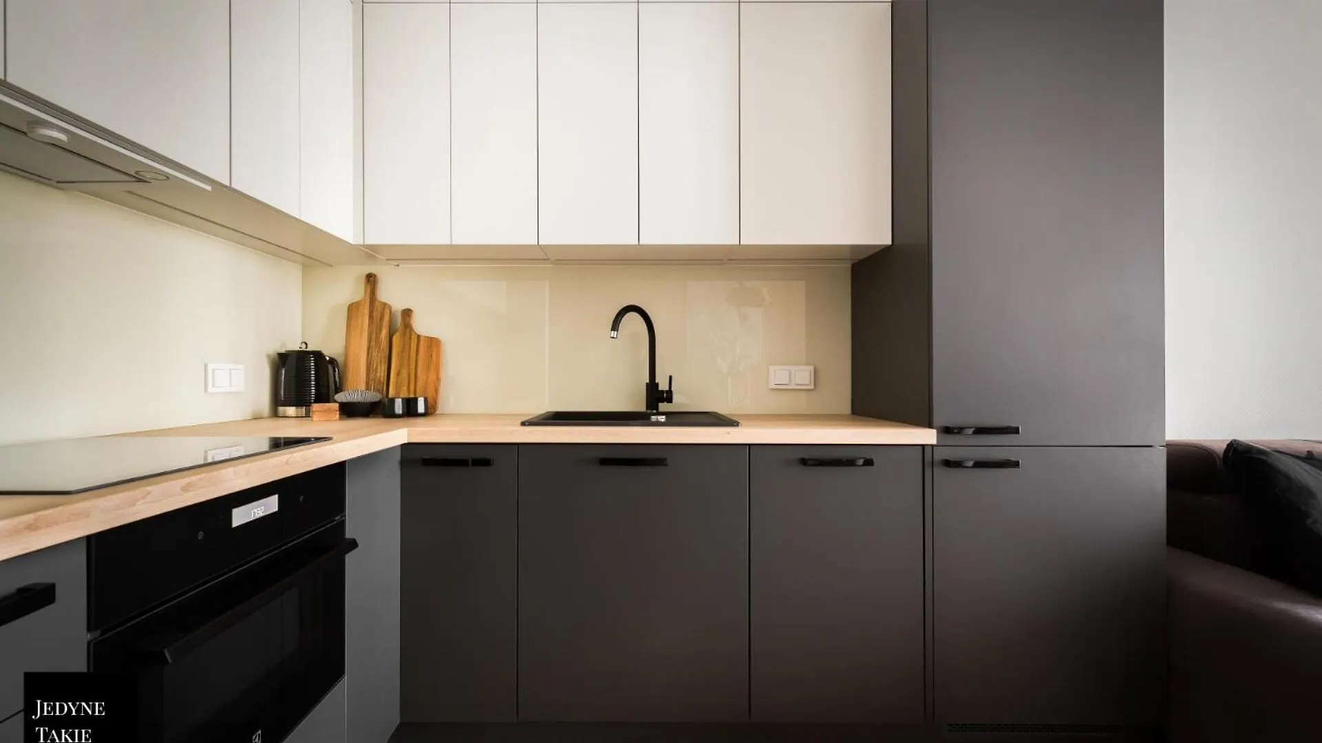 Cozy Family Apartments With Balcony Near Zlote Tarasy Warszawa Polska
