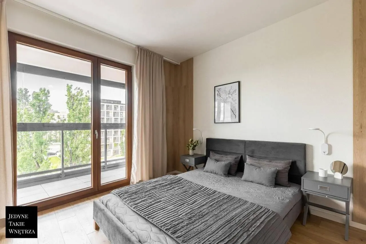 Cozy Family Apartments With Balcony Near Zlote Tarasy Warszawa 0*,