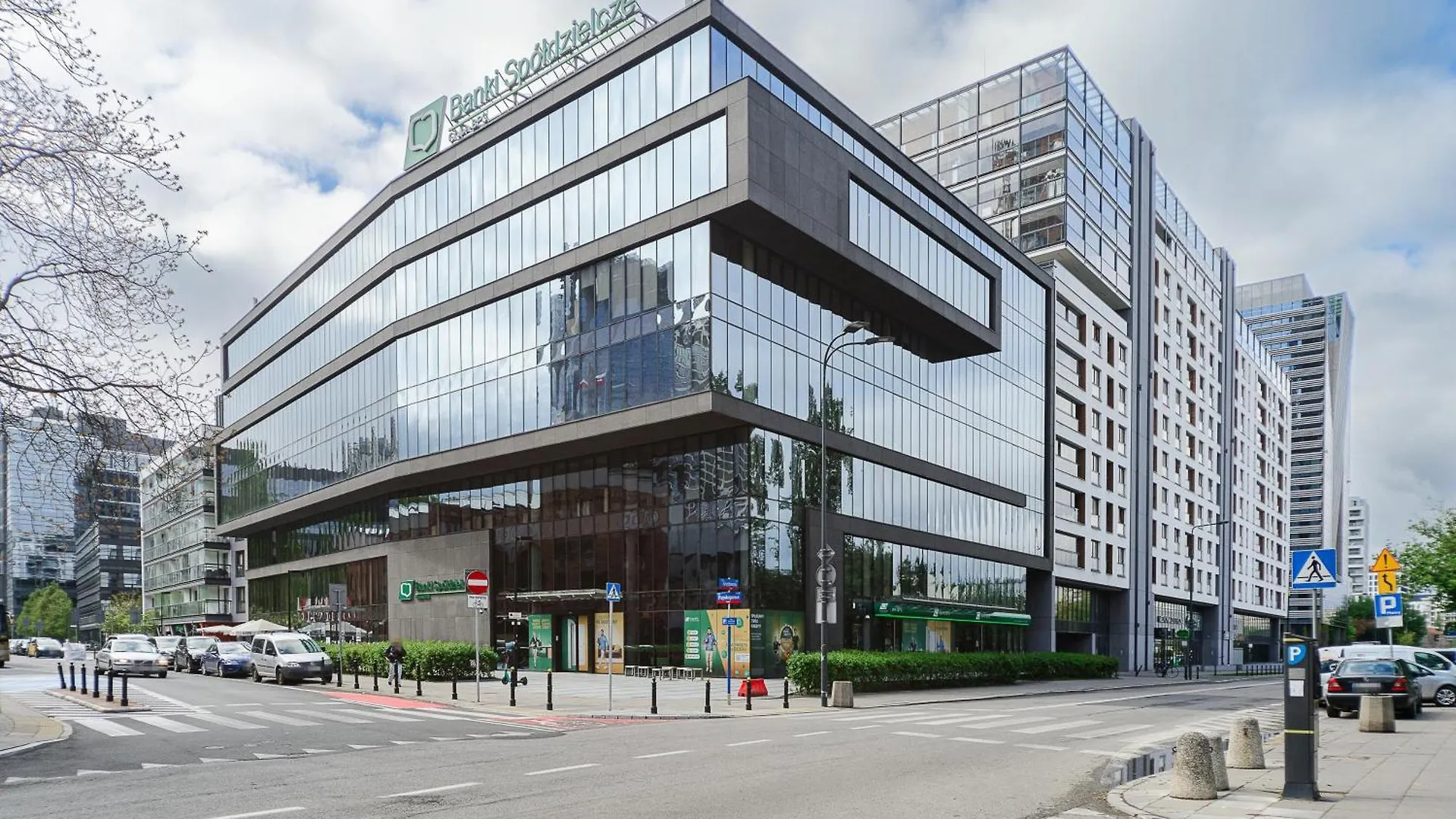 Cozy Family Apartments With Balcony Near Zlote Tarasy Warszawa